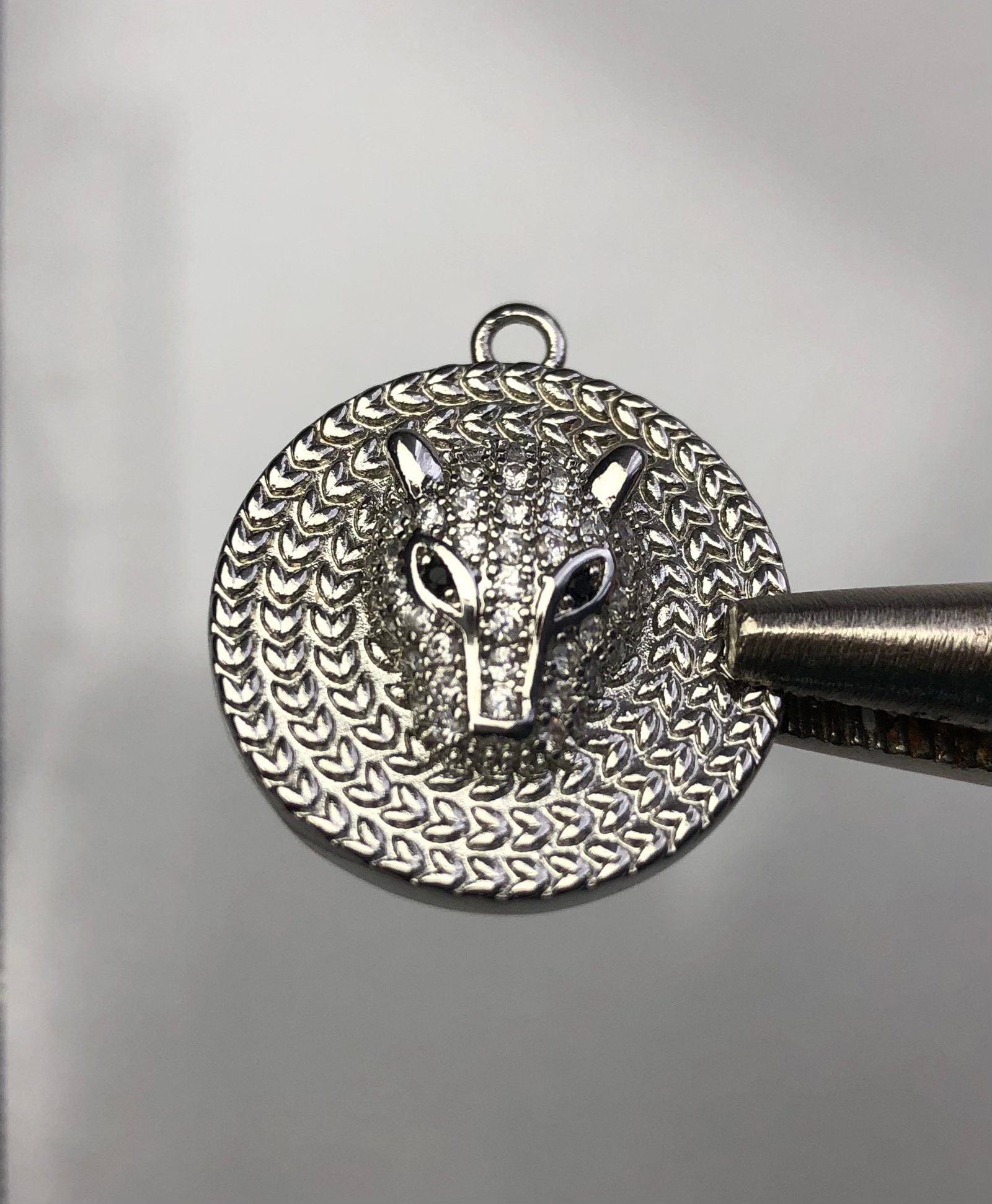 Hayvan figürlü çelik silver charm